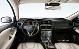 2015 Volvo V40 D4 2.0 190 HP Geartronic R-Design galeri küçük görseli 16