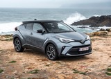 2020 Toyota C-HR 1.8 Hybrid 122 PS e-CVT Passion (4x2) galeri küçük görseli 14